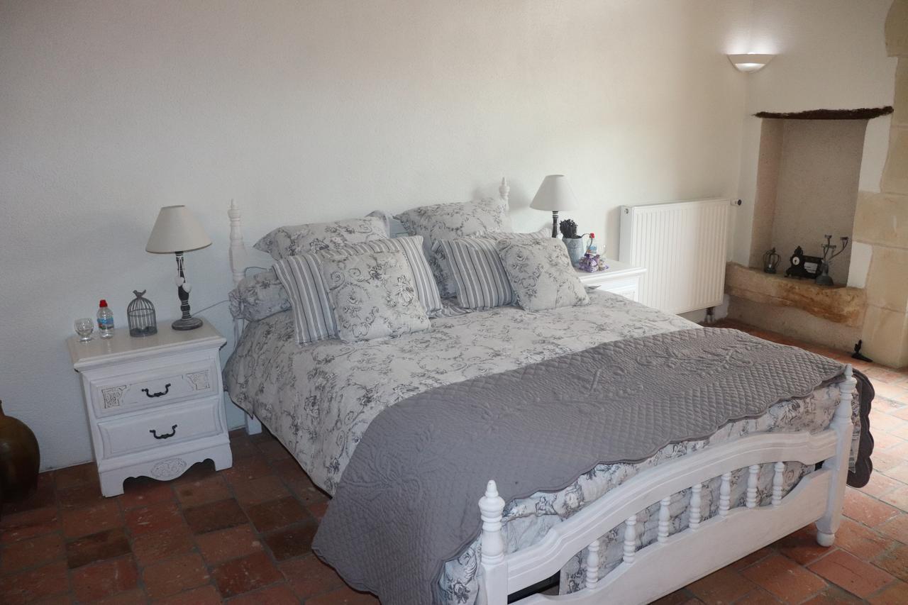 Bed and Breakfast La Tale Chahaignes Екстер'єр фото